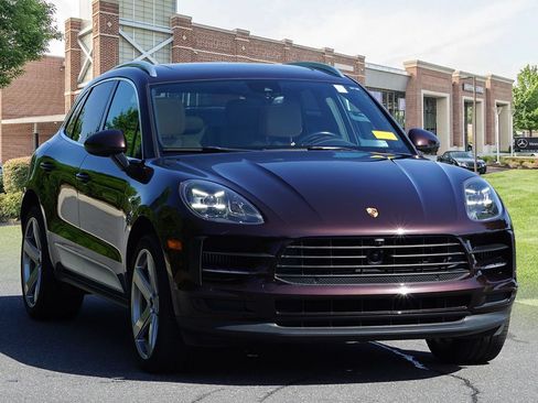 Used 2021 Porsche Macan S AWD/4WD image 3