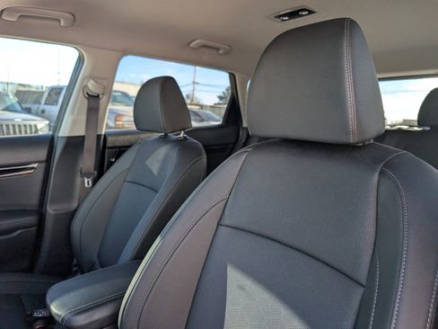 Used 2024 Kia Seltos SX image 12