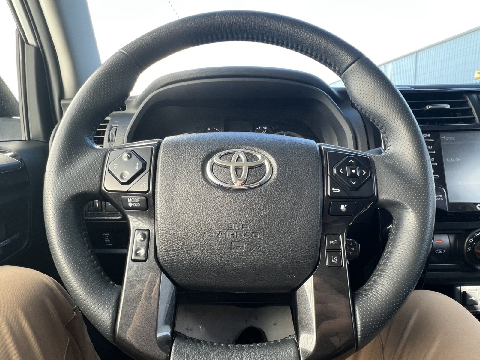 Used 2021 Toyota 4Runner TRD Off-Road Premium w/ Moonroof Package AWD/4WD image 25