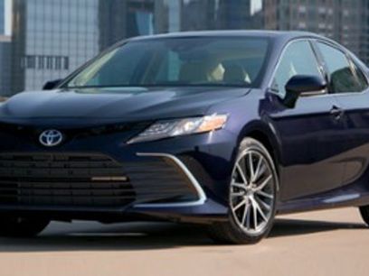 Used 2023 Toyota Camry SE