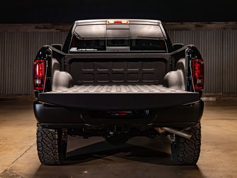 Used 2025 RAM 2500 Tradesman w/ Power Wagon Package AWD/4WD image 9