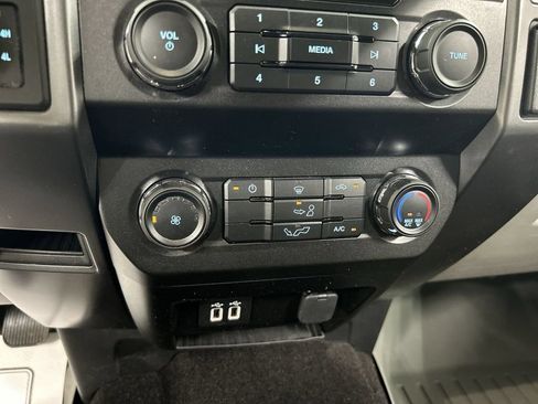 Used 2019 Ford F150 XLT AWD/4WD image 16