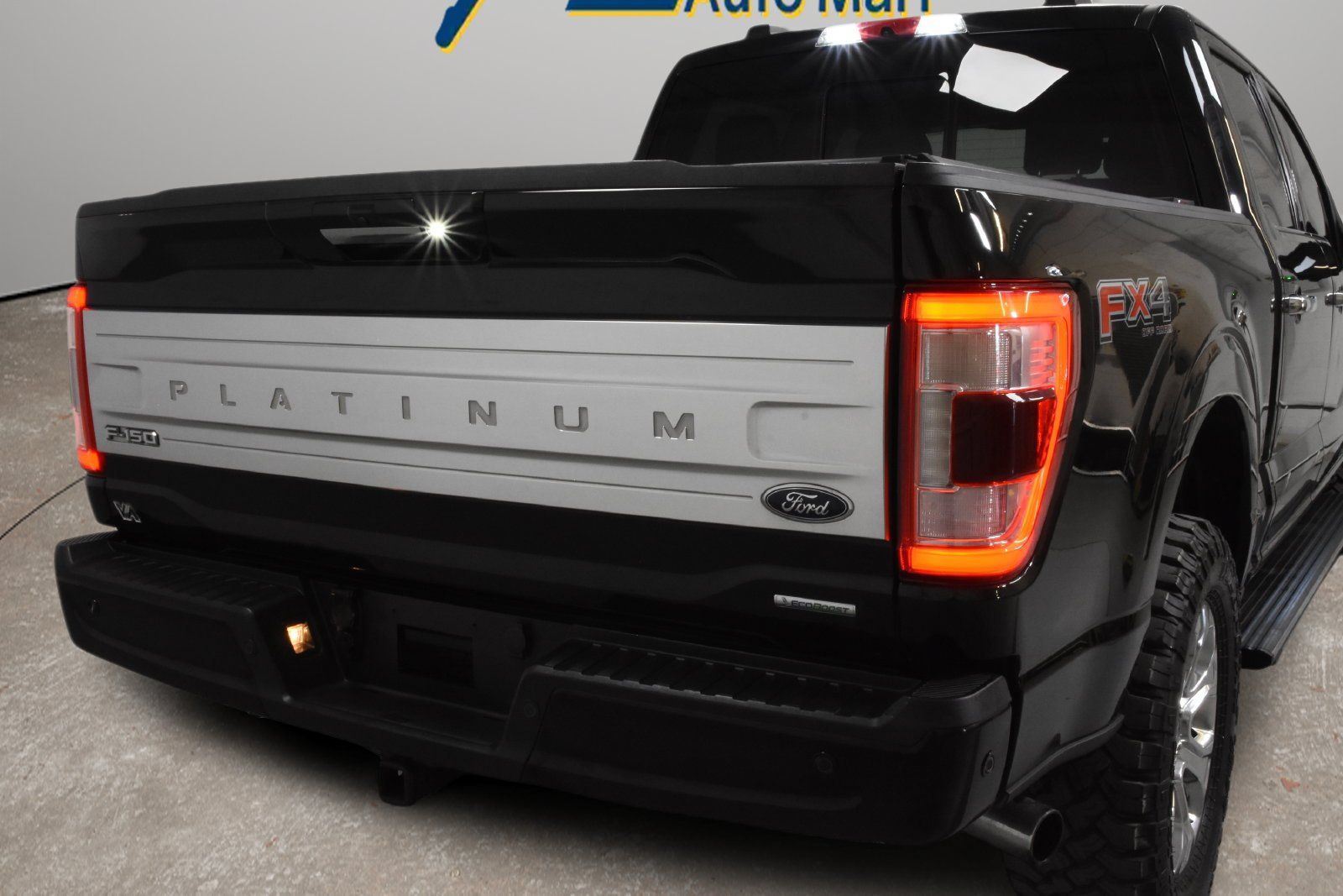 Used 2022 Ford F150 Platinum w/ Equipment Group 701A High AWD/4WD image 3