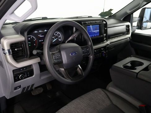 Used 2024 Ford F350 XLT w/ 360-Degree Camera Package image 7