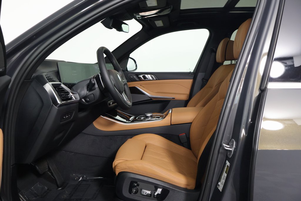 Certified 2026 BMW X5 sDrive40i w/ Climate Comfort Package RWD image 10