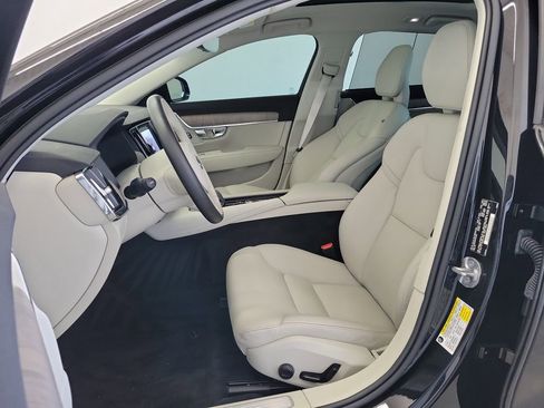 Used 2023 Volvo S90 B6 Plus AWD/4WD image 19
