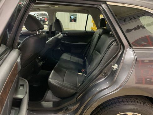 Used 2019 Subaru Outback 3.6R Limited image 25