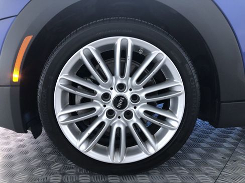 Used 2019 MINI Cooper S image 24