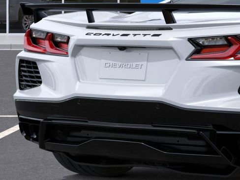 New 2026 Chevrolet Corvette Stingray Premium Cpe w/ Z51 Performance Package RWD image 14