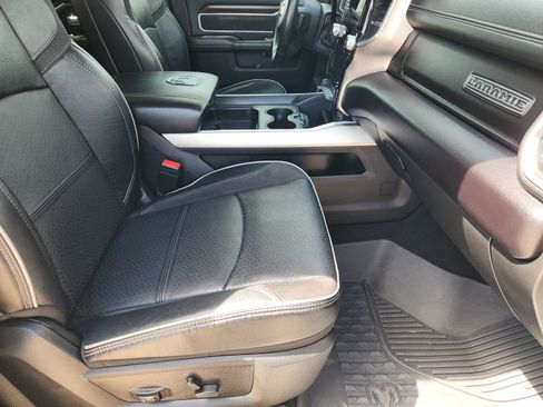 Used 2023 RAM 3500 Laramie AWD/4WD image 17