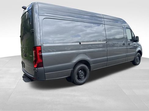 New 2025 Mercedes-Benz Sprinter 2500 image 5