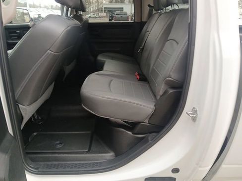 Used 2018 RAM 2500 Tradesman w/ Chrome Appearance Group image 13