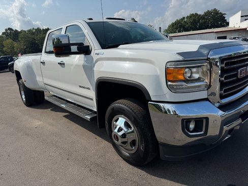 Used 2015 GMC Sierra 3500 SLT AWD/4WD image 12