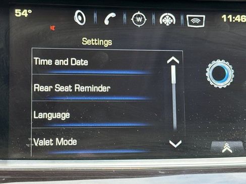 Used 2018 Cadillac XT5 Luxury w/ Driver Awareness Package image 32