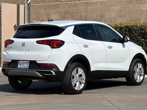 Used 2024 Buick Encore GX Preferred FWD image 4