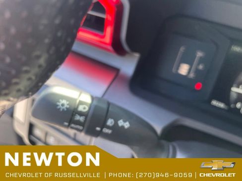 Used 2025 Toyota Tacoma SR5 RWD image 15
