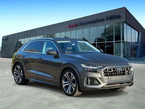Used 2019 Audi Q8 Prestige w/ Luxury Package image 7
