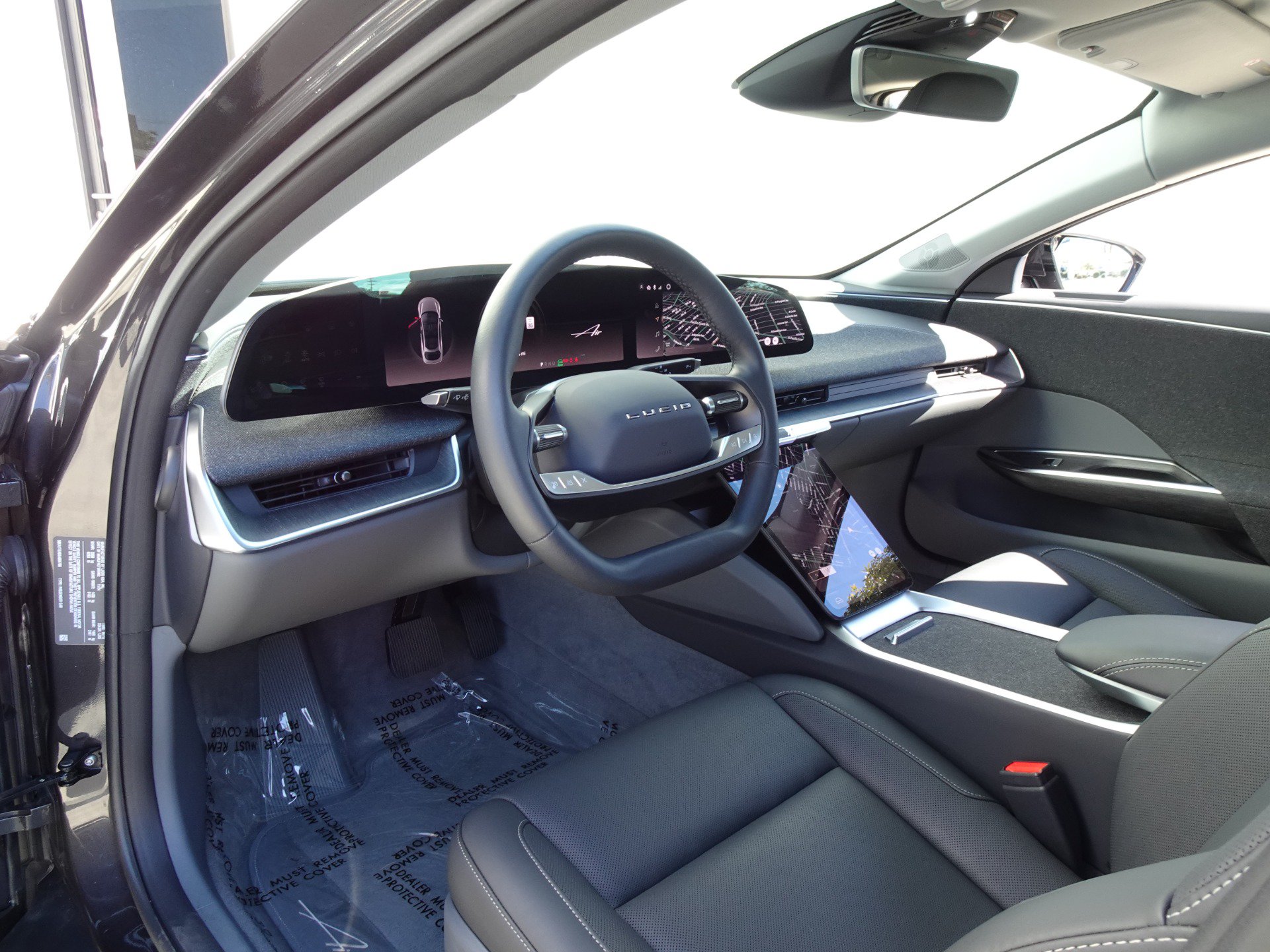 Used 2025 Lucid Air Touring AWD/4WD image 10