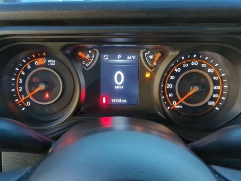 Used 2024 Jeep Wrangler Sport AWD/4WD image 13