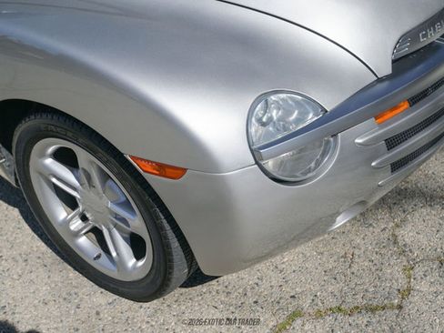 Used 2005 Chevrolet SSR image 53