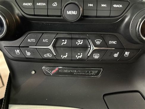 Used 2014 Chevrolet Corvette Stingray Convertible w/ 2LT Preferred Equipment Group image 31