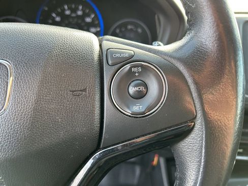 Used 2018 Honda HR-V EX-L image 25