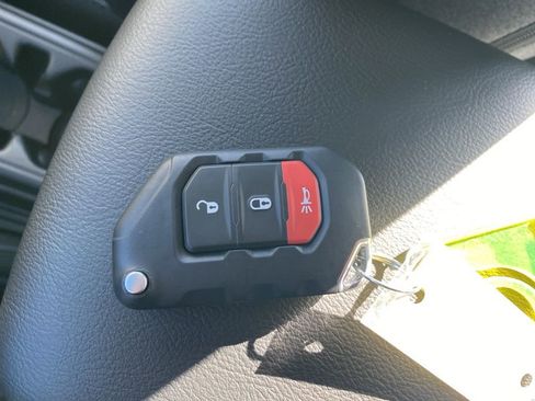 New 2026 Jeep Gladiator Sport AWD/4WD image 43