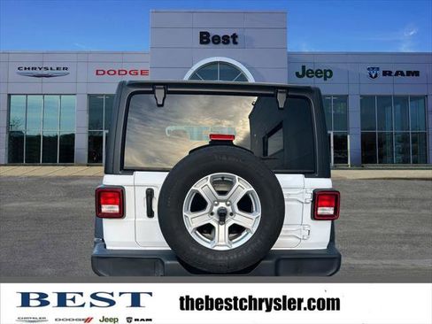 Certified 2022 Jeep Wrangler Unlimited Sport image 4