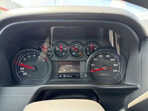 Used 2022 Chevrolet Silverado 1500 Custom AWD/4WD image 22