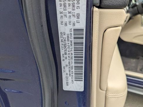 Used 2017 Jeep Grand Cherokee Limited image 31