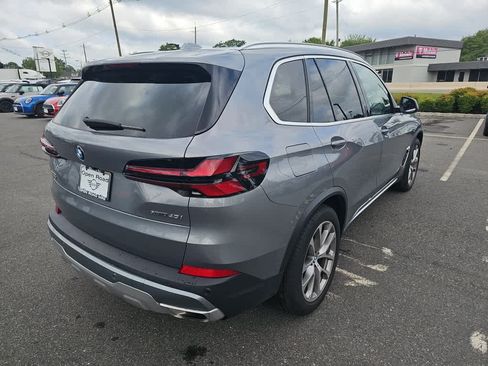 Used 2024 BMW X5 xDrive40i w/ Parking Assistance Package AWD/4WD image 7