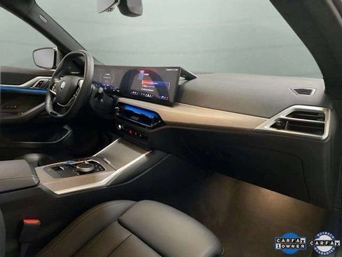 Used 2025 BMW i4 xDrive40i image 26