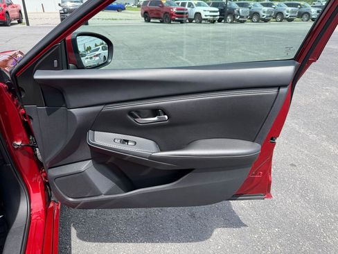 Used 2024 Nissan Sentra SV FWD image 19