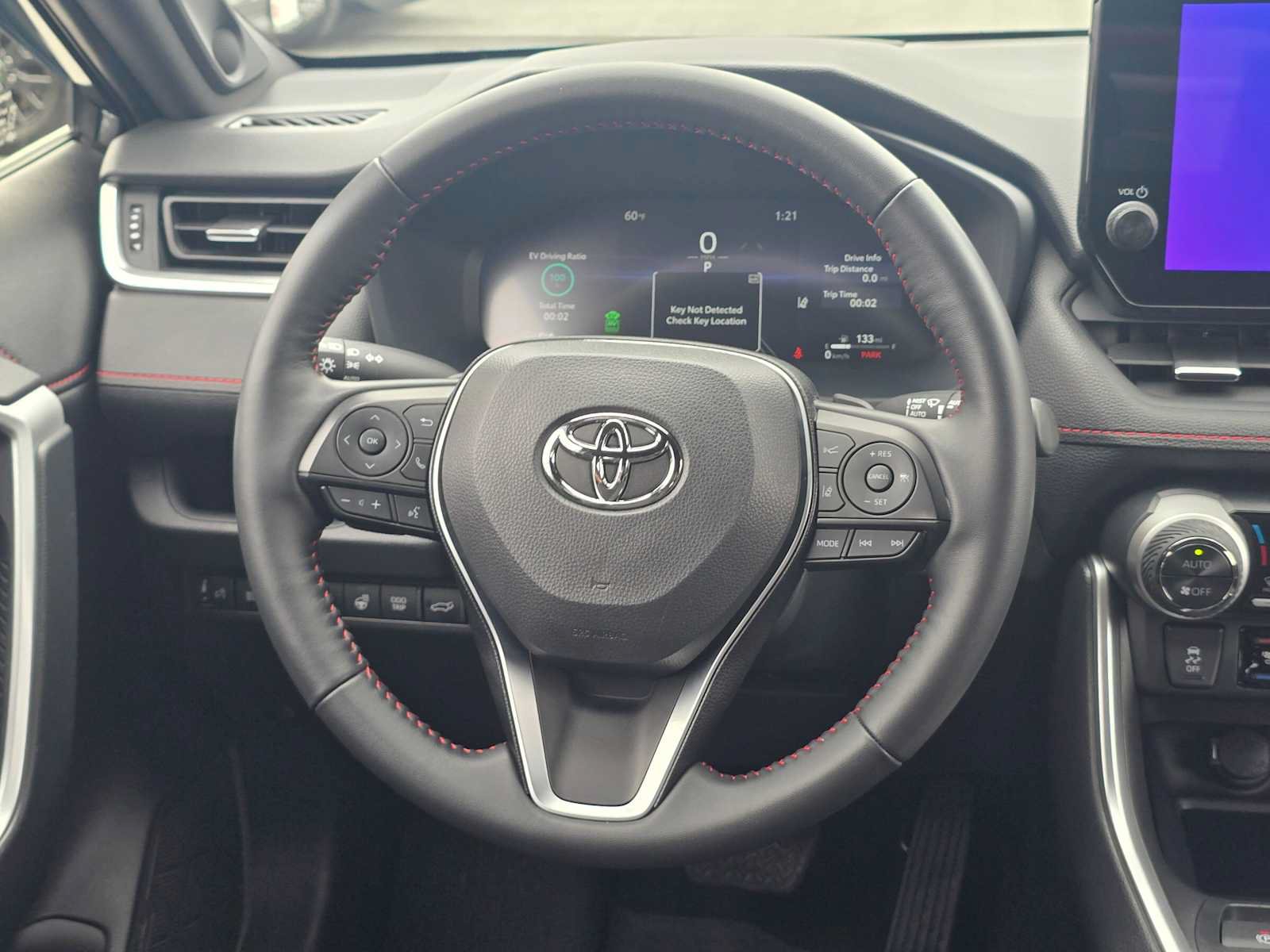 Certified 2025 Toyota RAV4 XSE w/ Premium Package AWD/4WD image 19