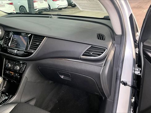 Used 2022 Buick Encore Preferred w/ Safety Package image 17