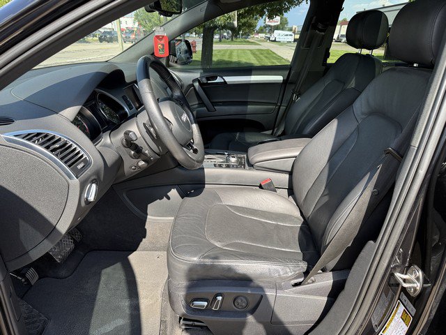 Used 2014 Audi Q7 3.0T S line Prestige w/ S Line Package AWD/4WD image 9
