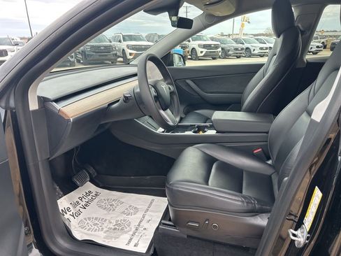 Used 2021 Tesla Model Y Long Range image 20