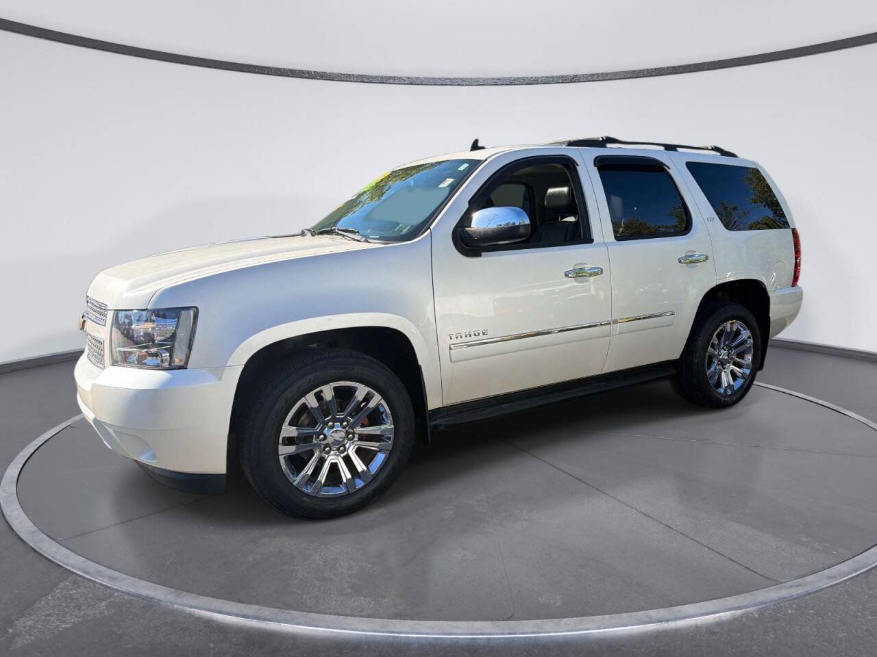Used 2011 Chevrolet Tahoe LTZ AWD/4WD image 1