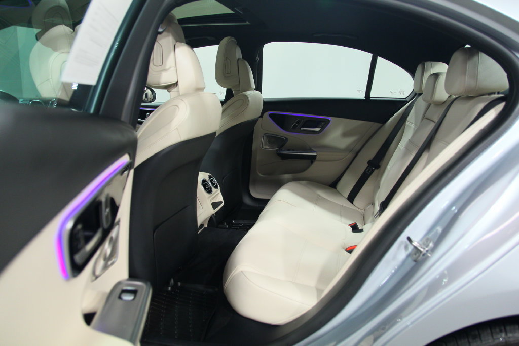 Certified 2024 Mercedes-Benz C 300 4MATIC Sedan image 28