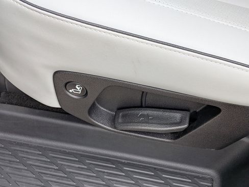 Used 2023 Hyundai Palisade SEL image 16