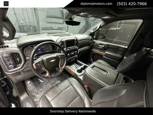 Used 2022 Chevrolet Silverado 2500 High Country w/ Z71 Off-Road Package image 16