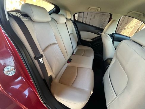 Used 2017 MAZDA MAZDA3 Sport image 12