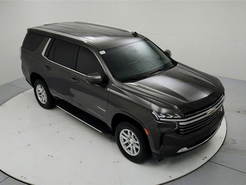 Used 2021 Chevrolet Tahoe LT AWD/4WD image 13