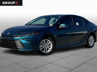 New 2025 Toyota Camry LE