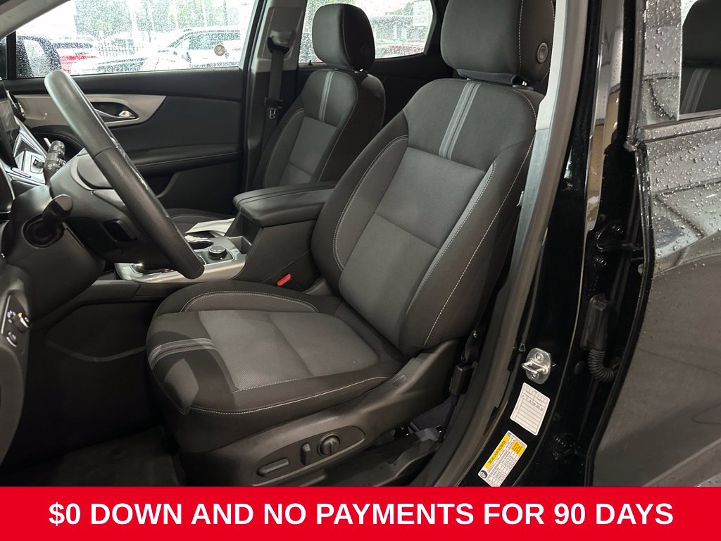 Used 2025 Chevrolet Blazer LT FWD image 6