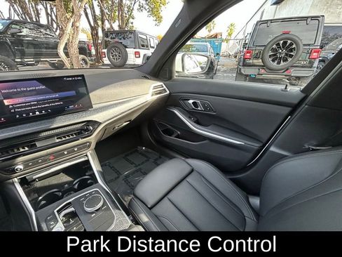 Used 2025 BMW 330i Sedan image 11