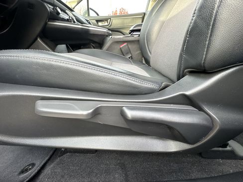 Used 2018 Honda Clarity Plug-In Hybrid image 12