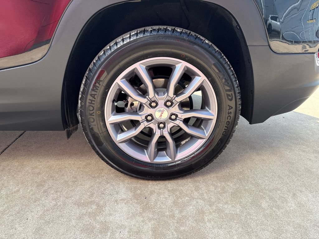 Used 2023 GMC Terrain SLT w/ Tech Package FWD image 26