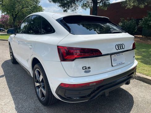 Used 2022 Audi Q5 2.0T Premium Plus w/ Premium Plus Package AWD/4WD image 3