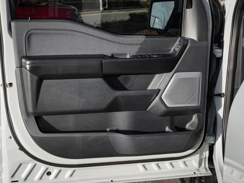 Used 2023 Ford F150 Raptor w/ Raptor Carbon Fiber Package image 15